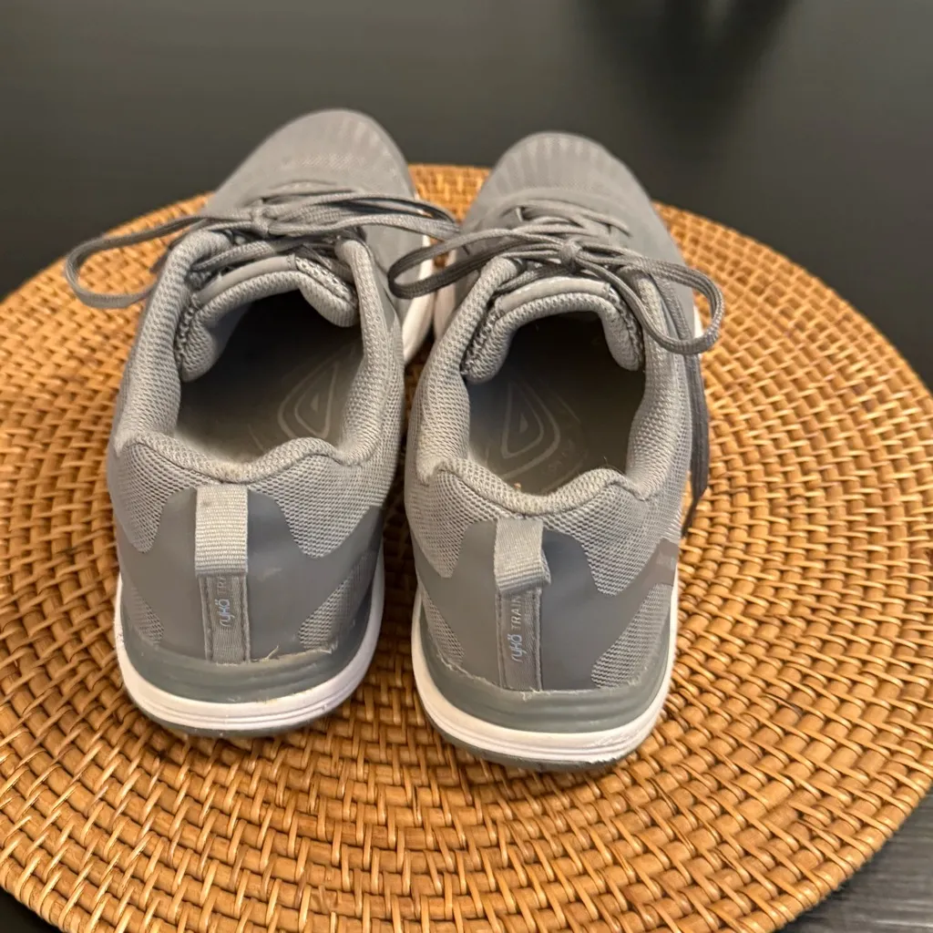Ryka Gray Athletic Shoes 8.5 Women’s - Image 4