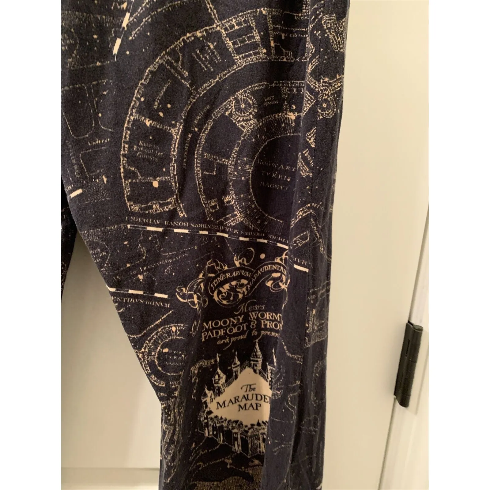 Harry Potter Women's Graphic Print Pajama Lounge Pants Size Large/XL Black - Image 10