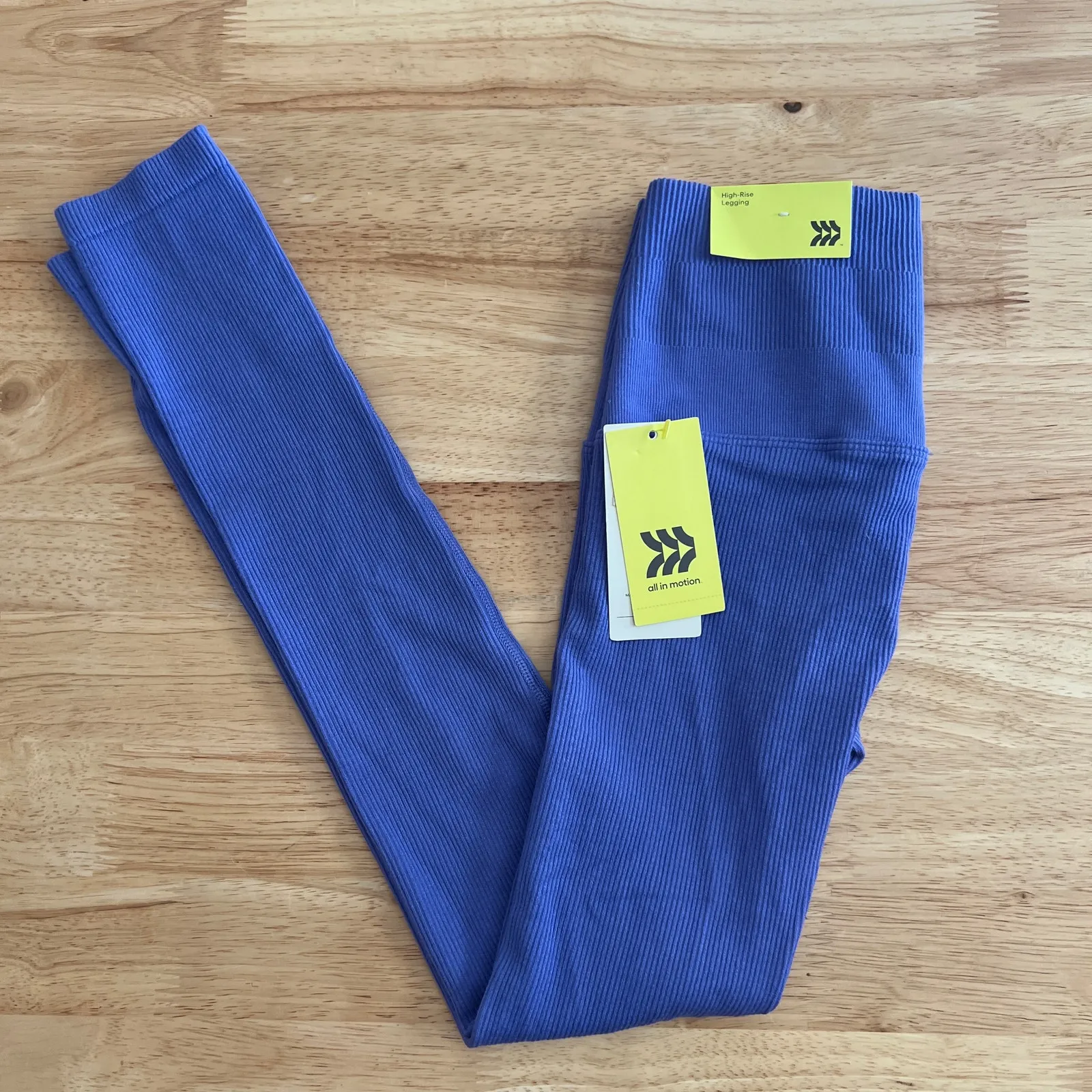 All in Motion Women's Cobalt Blue Rib Seamless Leggings - Size XS - NWT - Image 9