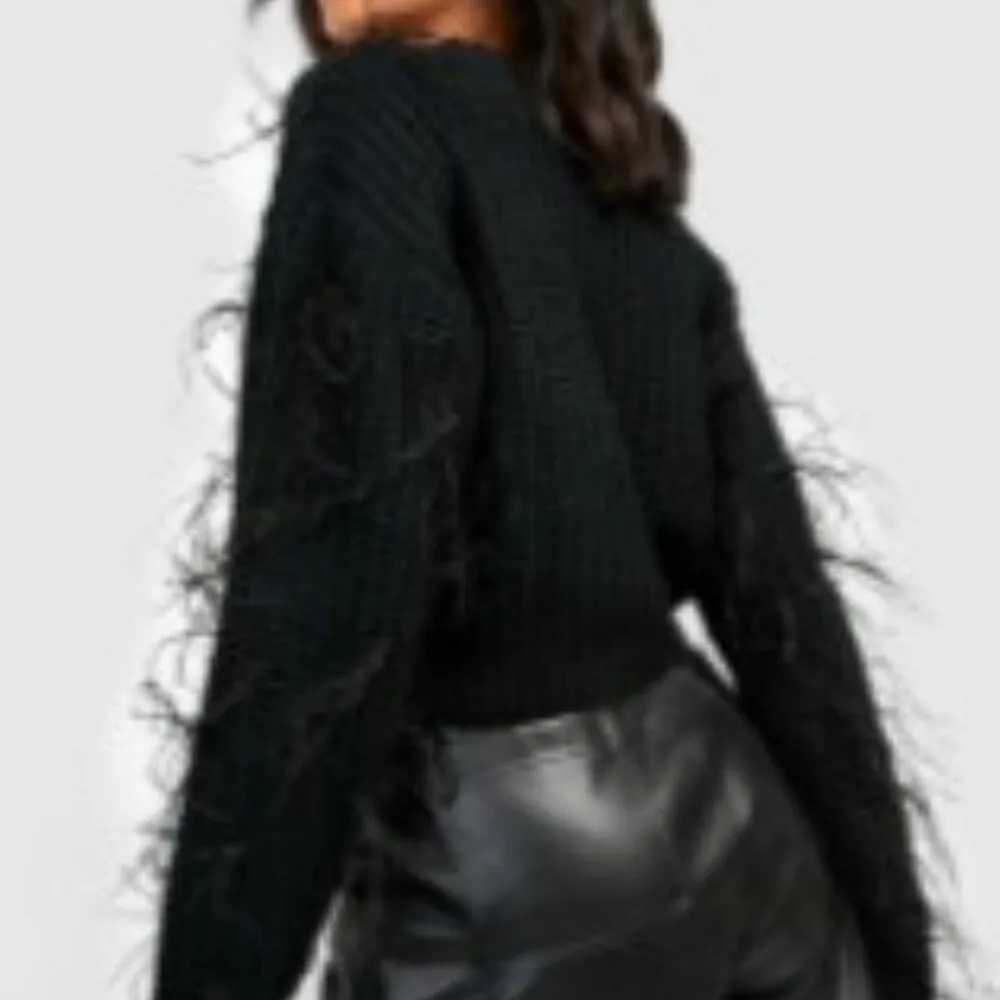 BOOHOO Black Womens Small Feathered Knitted Fuzzy Crop Sweater - Image 3