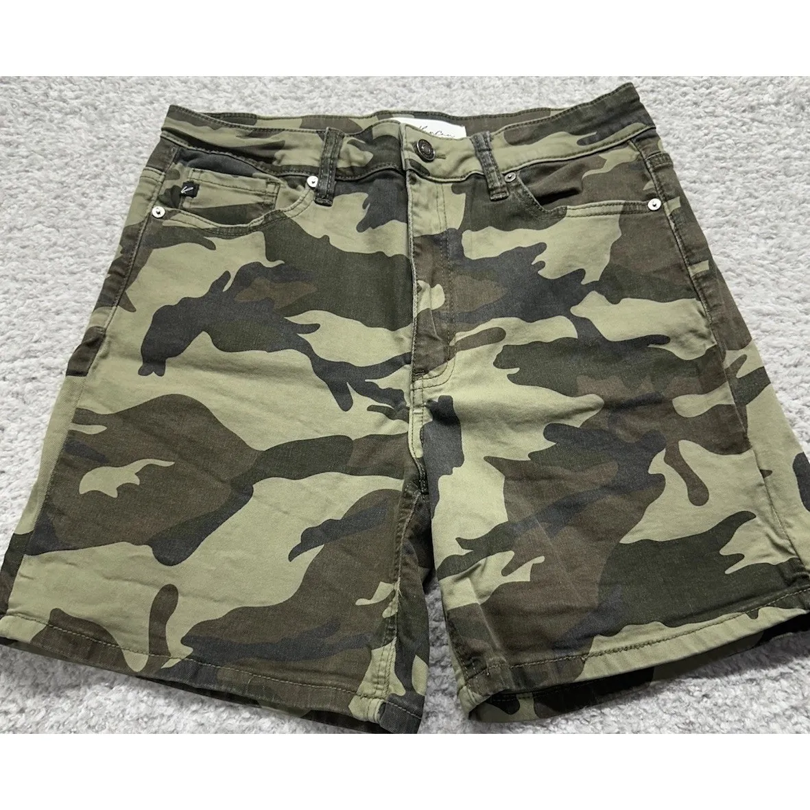 Kancan‎ Women Chino Mini Shorts Size Large Camo Pockets Stretch Comfort - Image 9