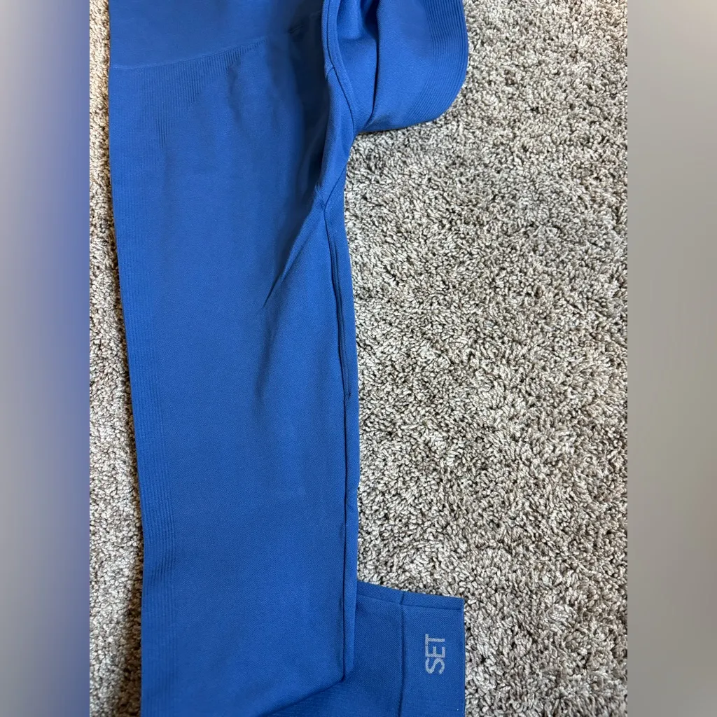 SET Active Leggings Blue Size Medium - Image 4