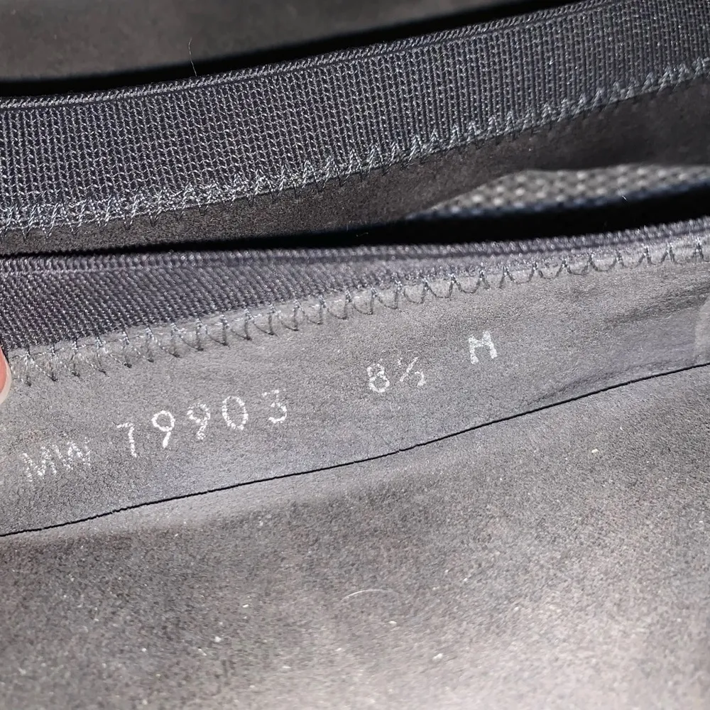 Stuart Weitzman black slip on ballet flats, jewels, bow, size 8.5 - Image 5