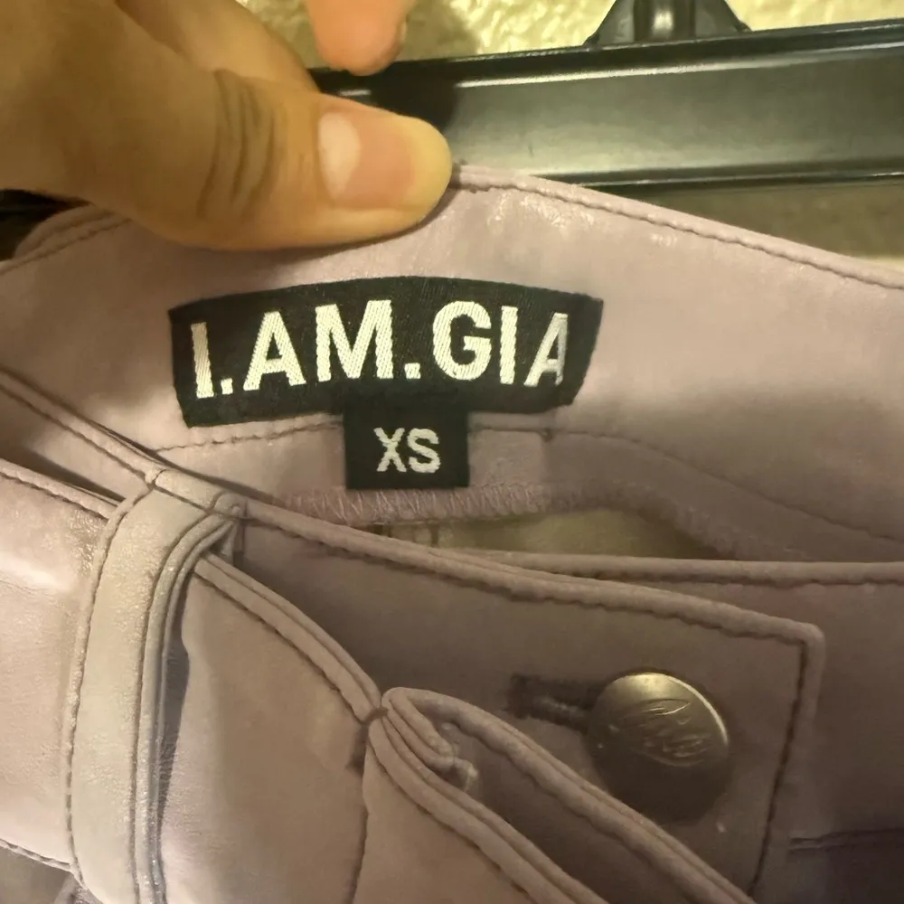 I am Gia y2k faux leather Lavender Wide-Leg Pants with Belt - Image 3