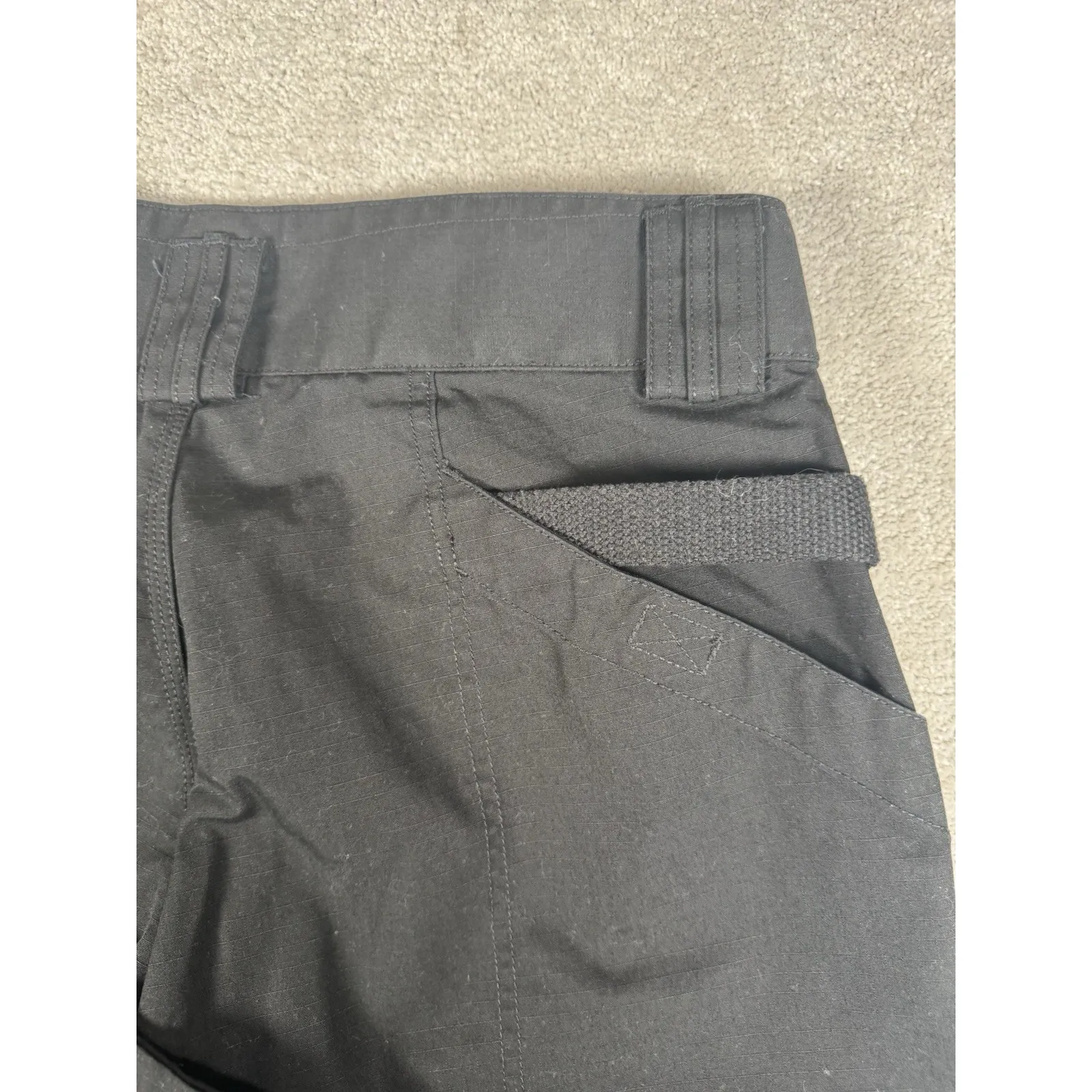 5.11 Tactical Cargo Pants Womens 14 Black Ripstop Canvas Relaxed Fit Work NWOT - Image 3