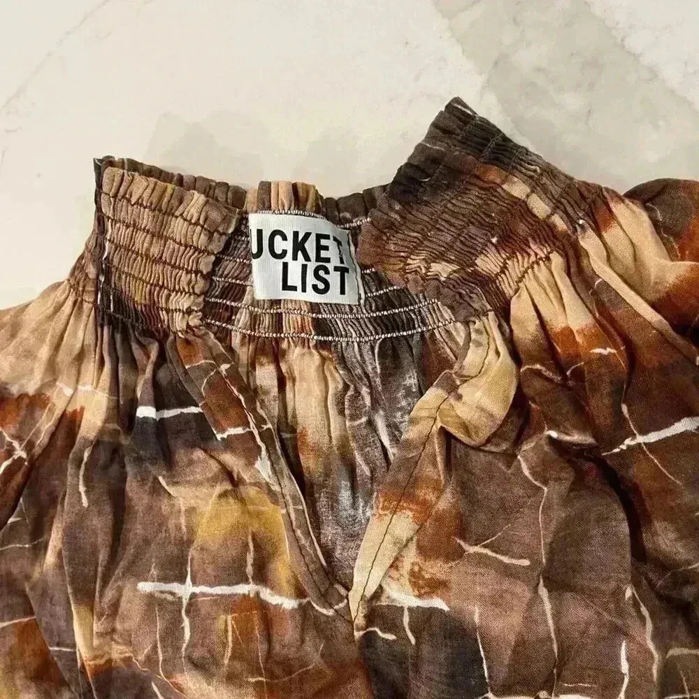 Bucket List Mood Setter Multi Brown LongSleeve Smocked VNeck Blouse Womens Small - Image 5