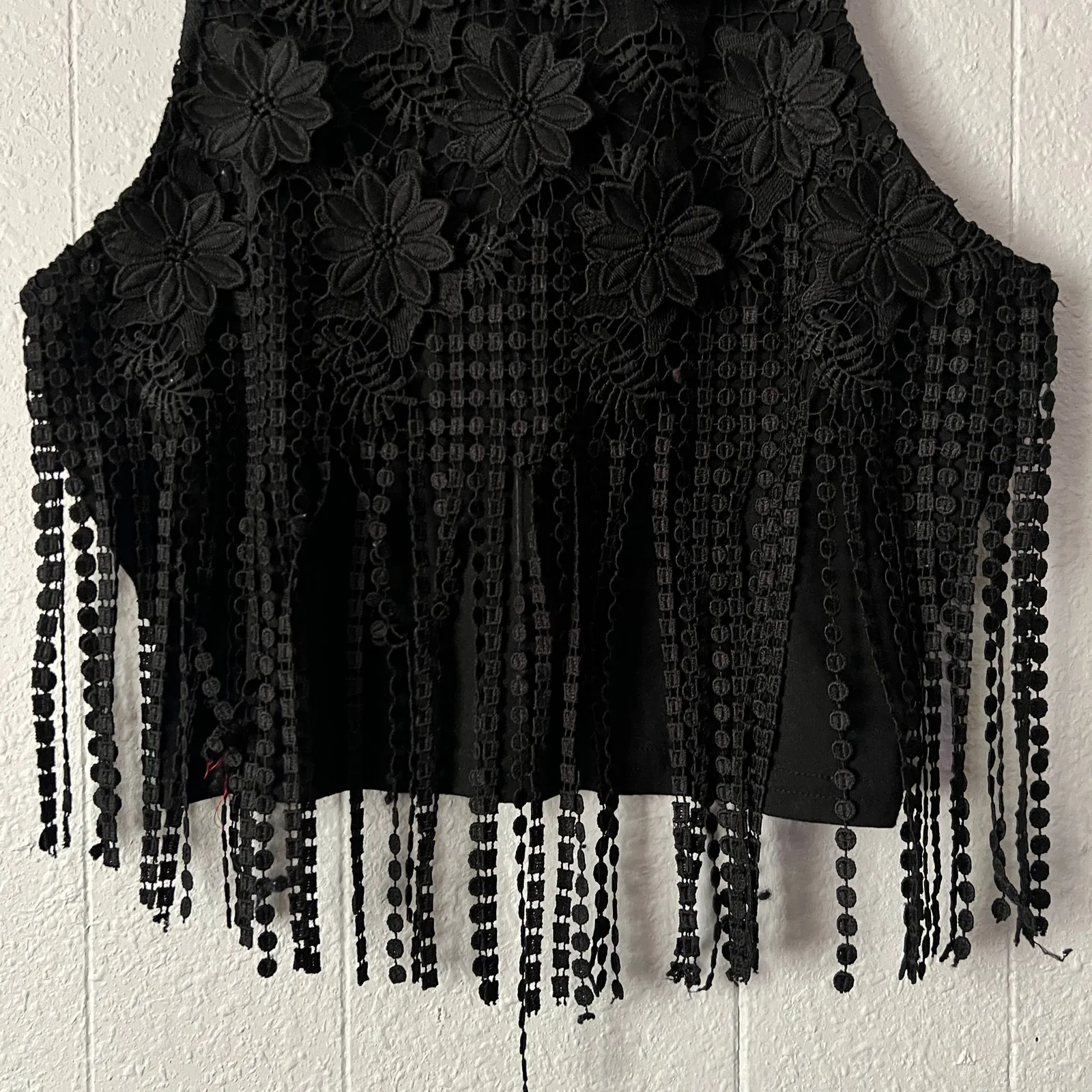 Forever 21 Top Womens XS Fringe Floral Goth Western Boho Coquette Festival Chic Black - Image 4