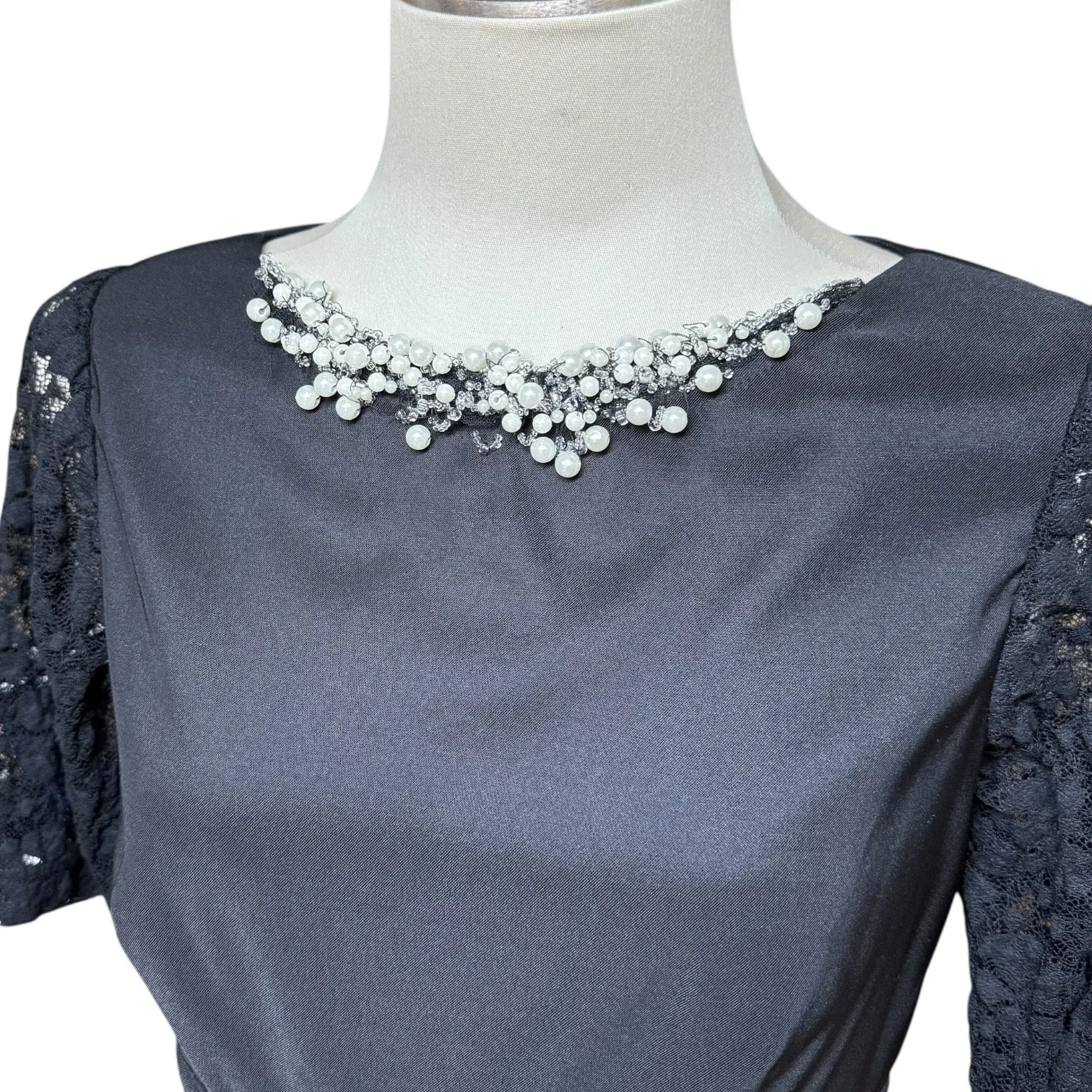 Collection Dressbarn Lace Short Sleeve Beaded Pearl Sheath Dress Black 8 - Image 2