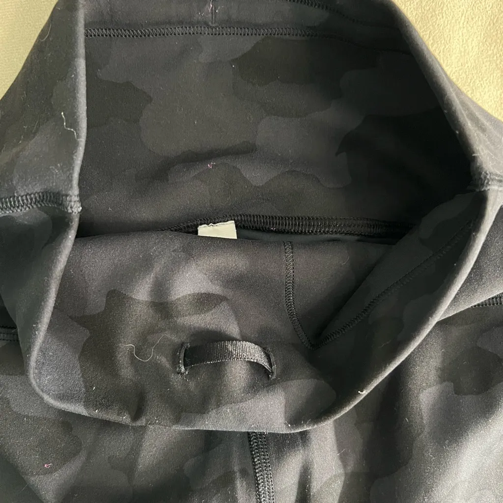 🖤 Lululemon Align High-Rise Leggings – Black Camo | Size 4 🖤 - Image 5