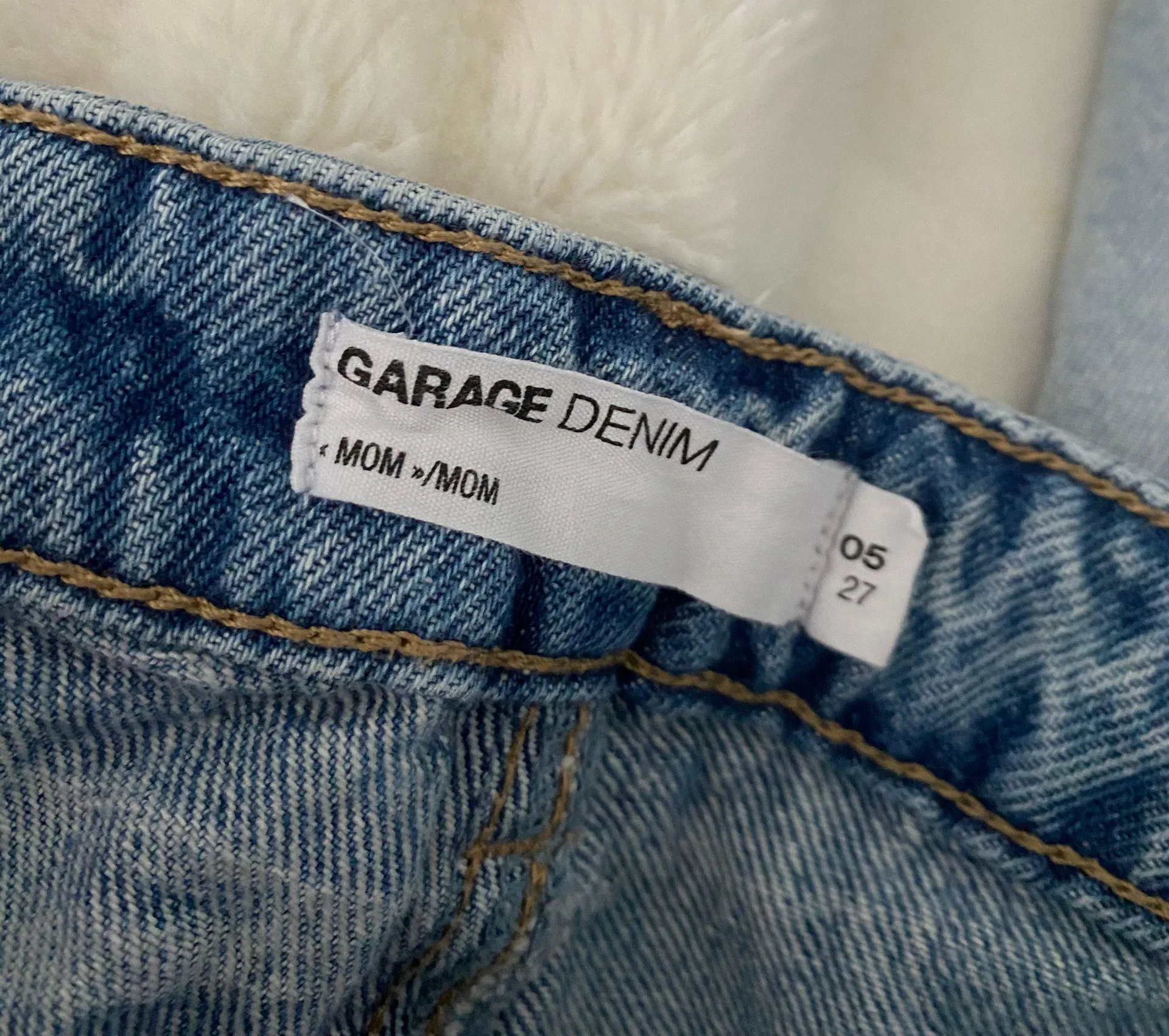 Jeans For Jamie Size 27 - Image 4