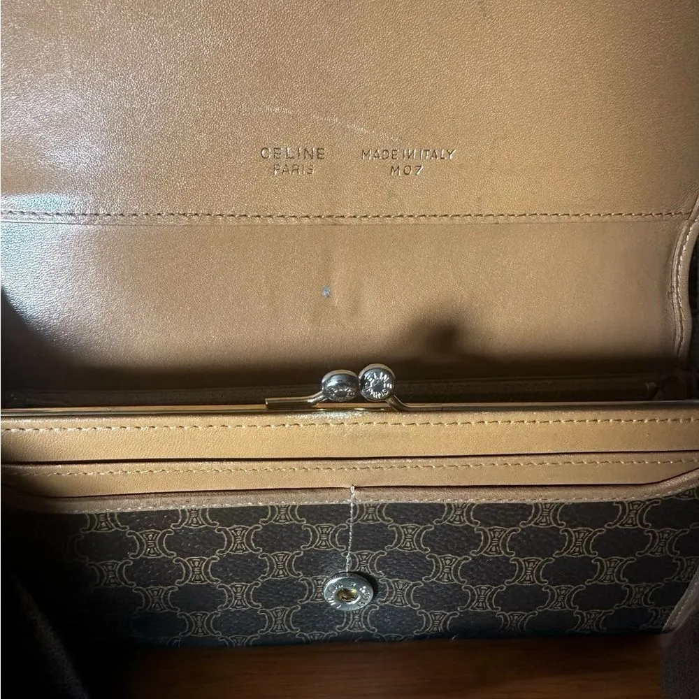Celine Kisslock Wallet - Image 4