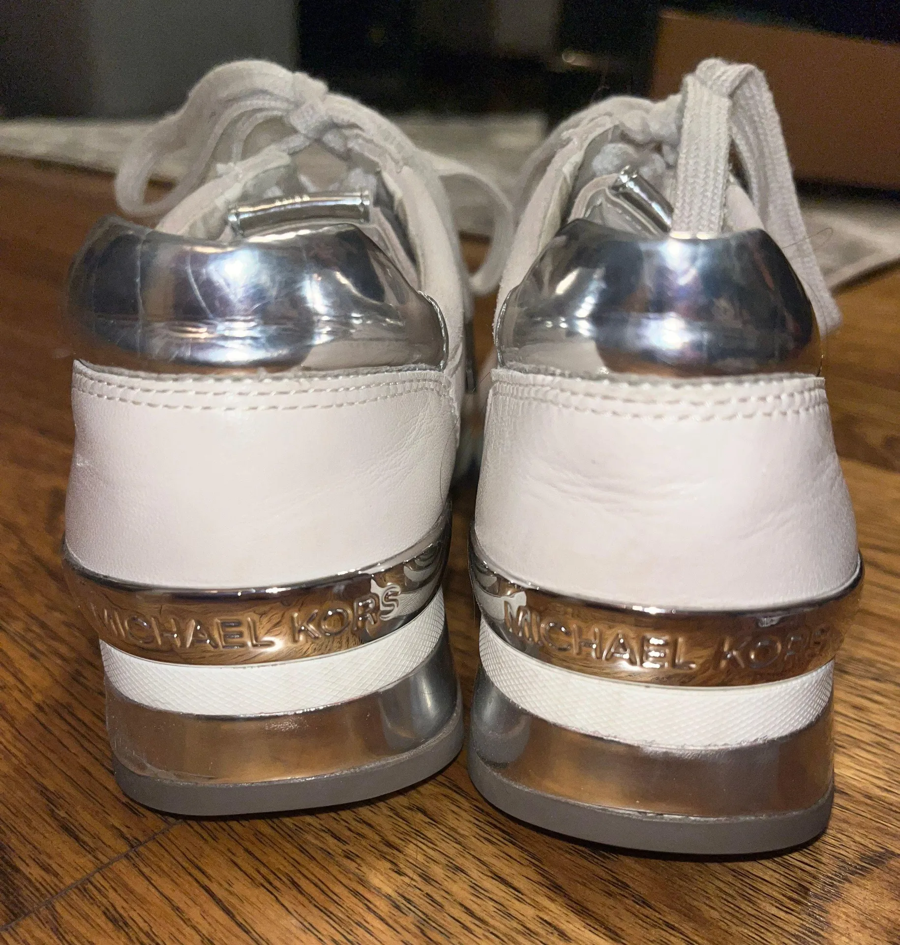 Michael Kors Sneaker - Image 5