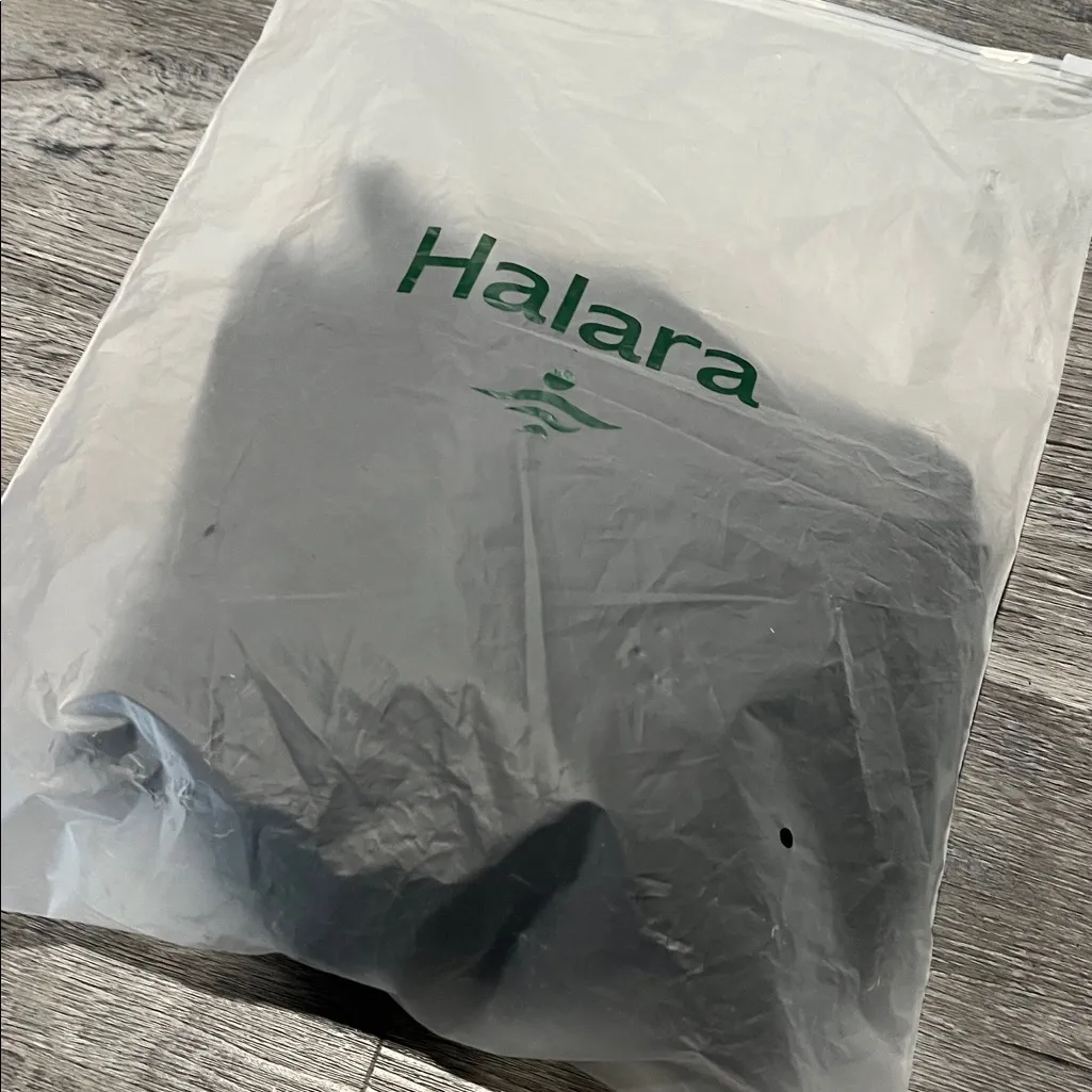 Halara Ribbed Knit Off-Shoulder Long Sleeve 2-in-1 Casual Top NWOT - small - Image 11