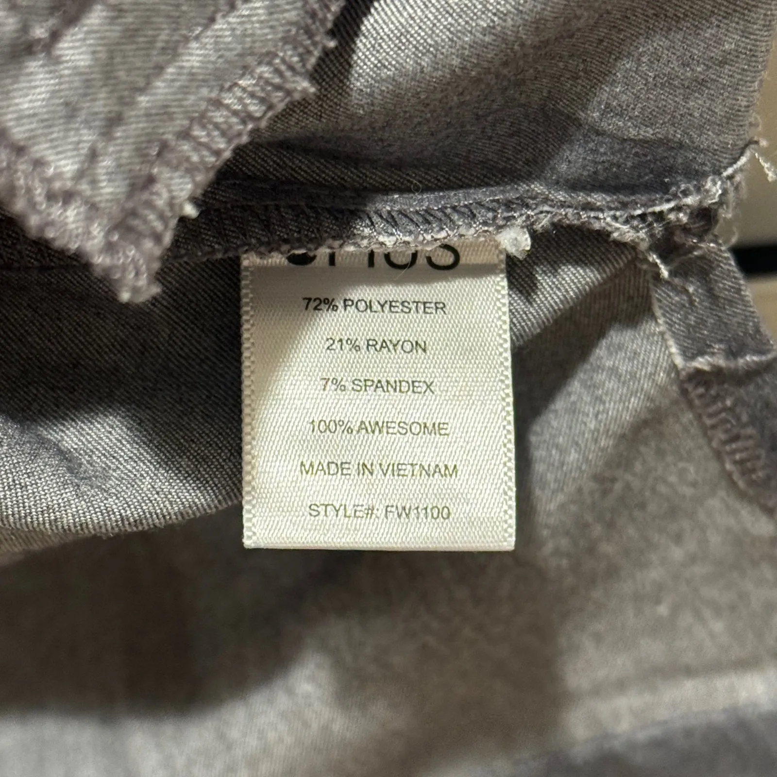 Lot of 2 FIGS Technical Scrub Top Charcoal Gray V-Neck Short Sleeve Size L - Image 9