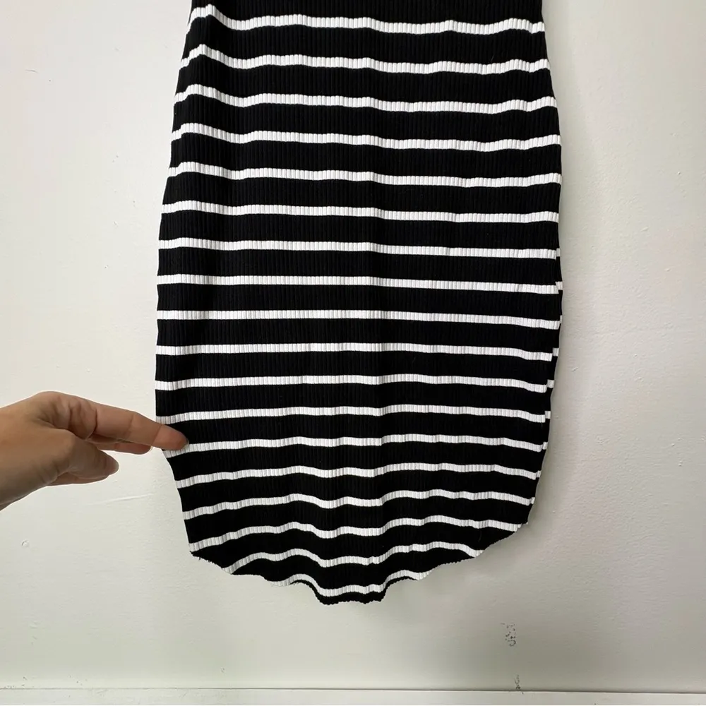 bodycon tank dress Black and White Striped size small - Image 5