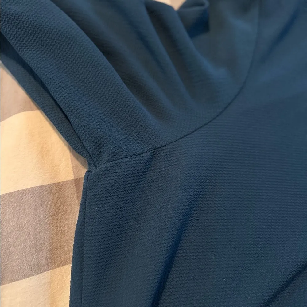 Blue V-Neck Long Sleeve Top - Image 4