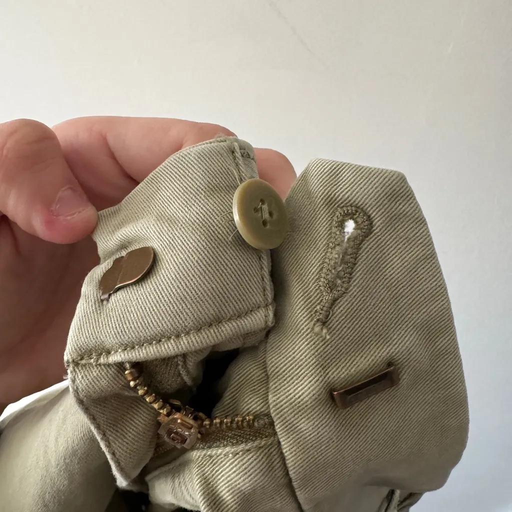 J. Crew Light Green Khaki Women’s Chino Shorts Size 6 - Image 5