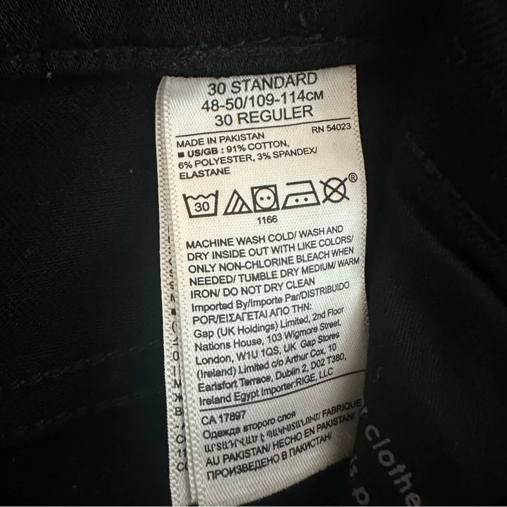 Banana Republic Women's High Rise Black Skinny Jeans Size: 30 - Image 4