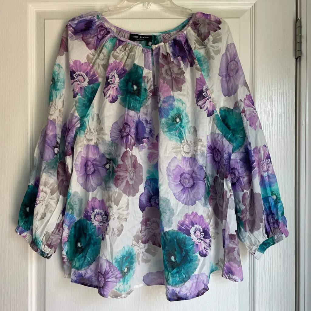 Lane Bryant Bracelet-Sleeve Multicolor Floral Blouse size 14/16 NEW - Image 2