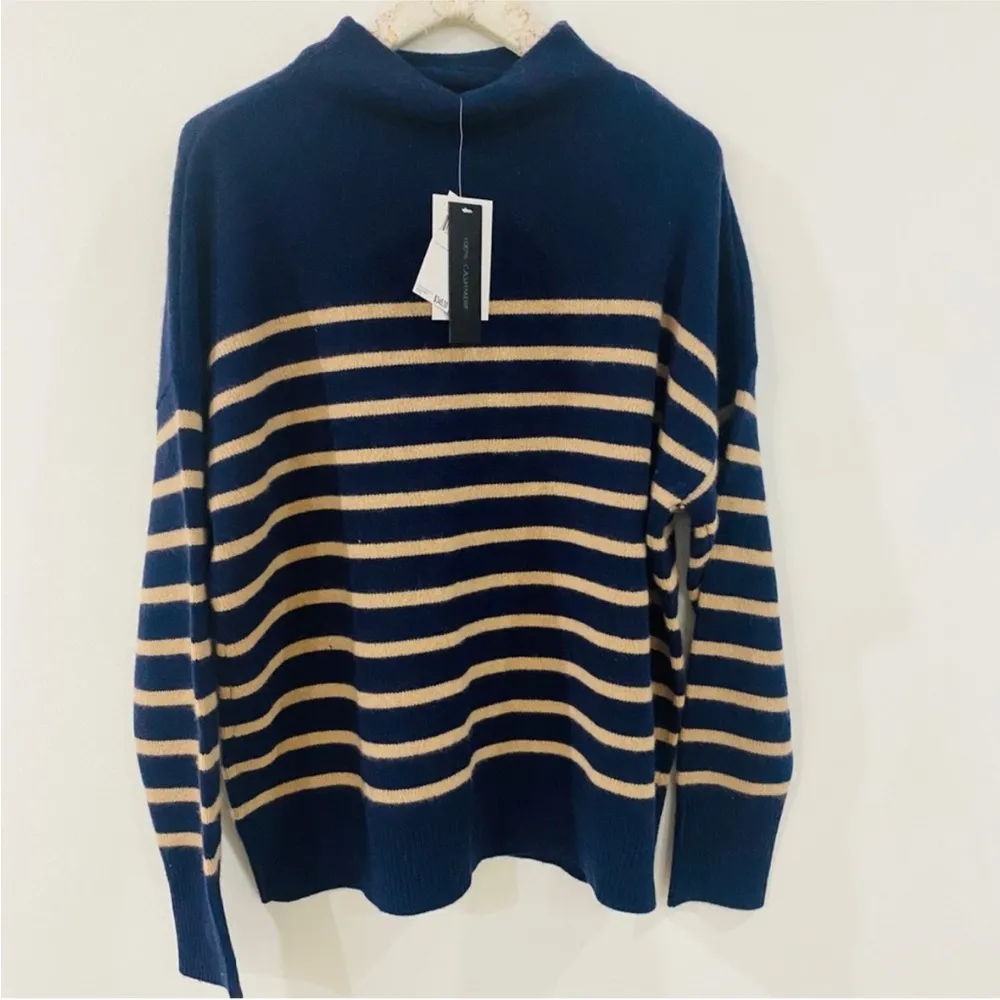 Magaschoni mock neck 100% cashmere stripe sweater in navy NEW - Image 5