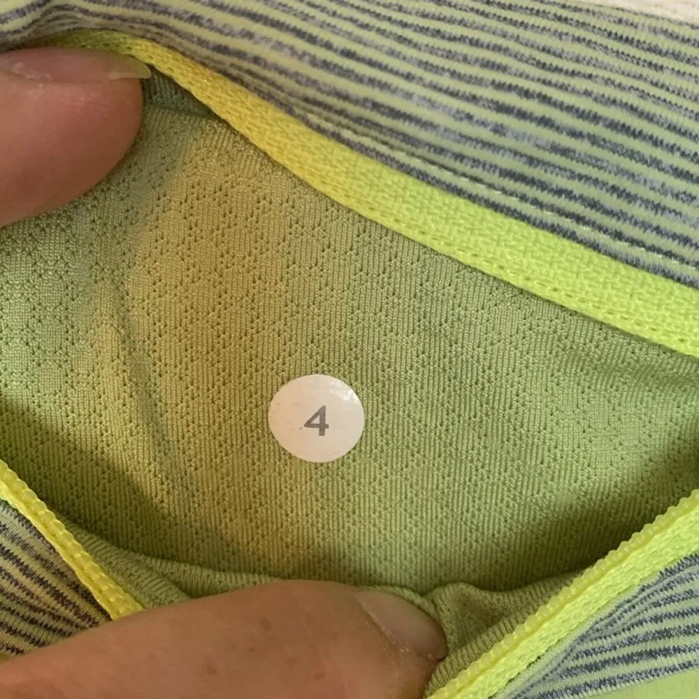 Lululemon size 4 small run inspire crop leggings gray yellow workout gym - Image 2