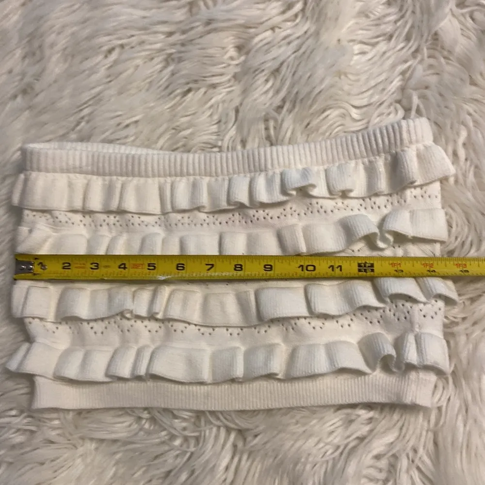 Edikted Tube Top color cream/white  size M/L brand new and very cute - Image 7