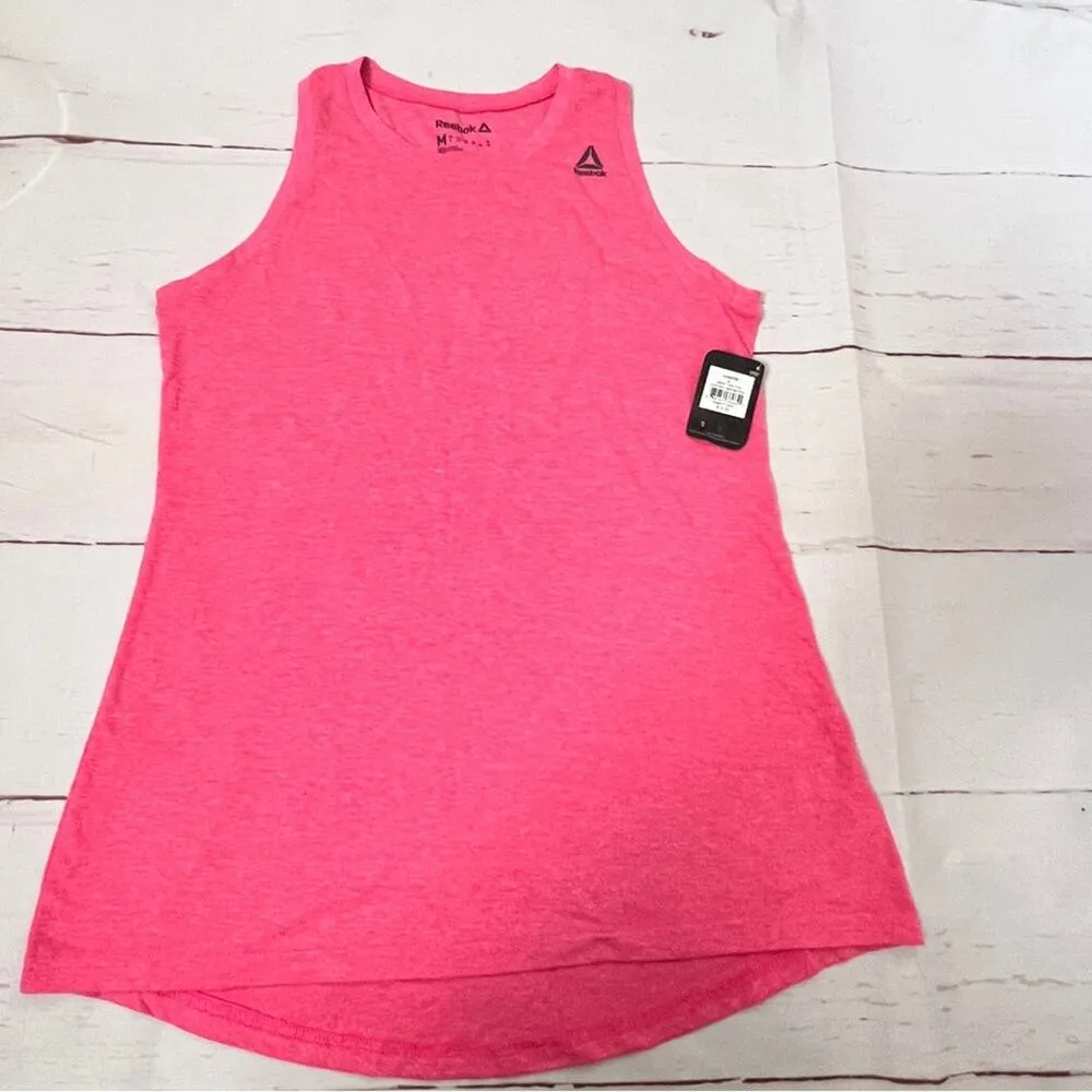 Reebok Women’s Sleeveless Crew Neck  Workout Tee Sz M - Image 2