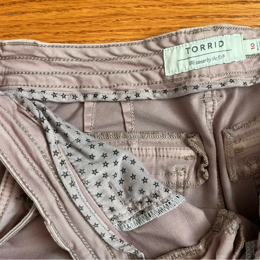 Torrid CROPPED TWILL MILITARY PANT - SOFT PINK WASH - Image 15