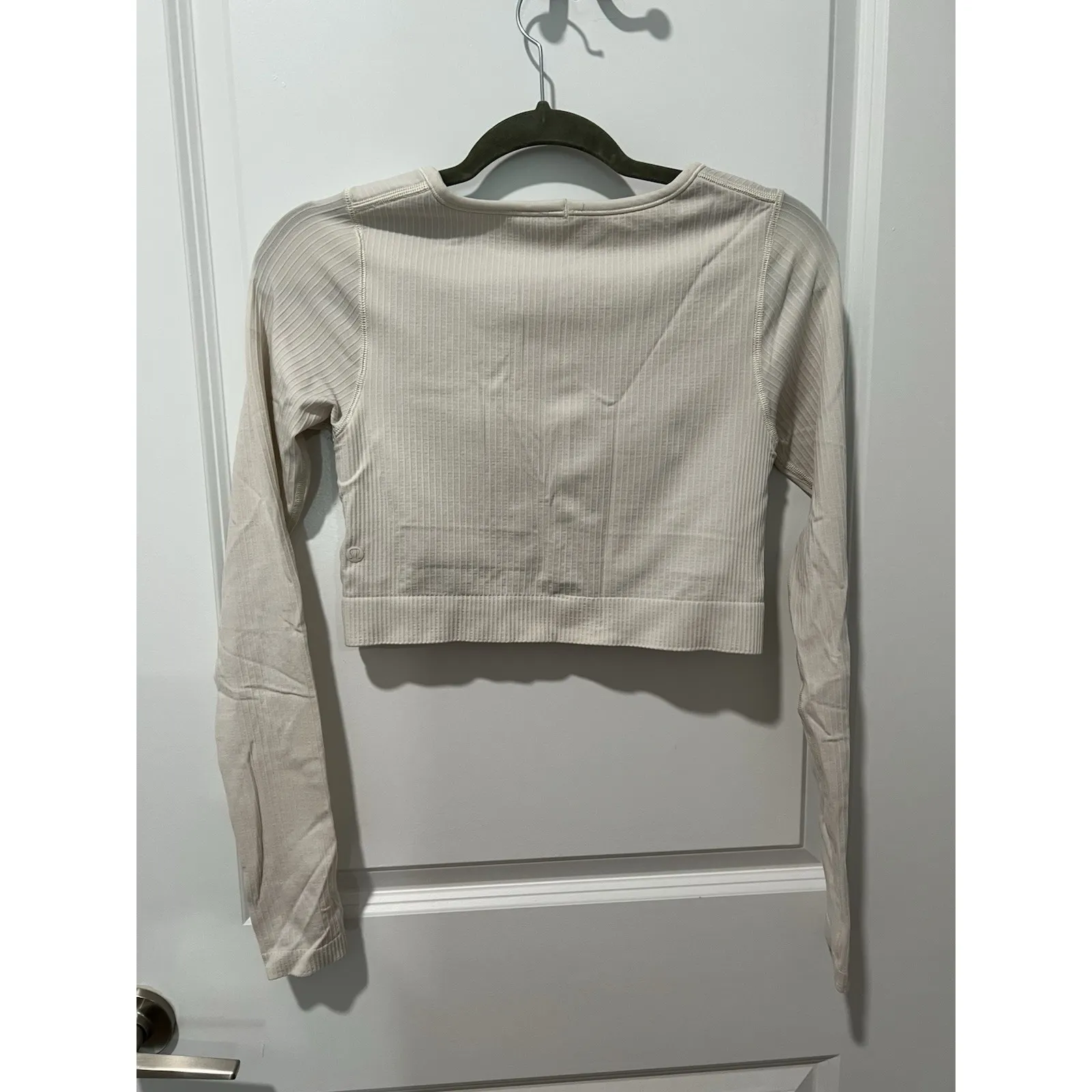 Lululemon Ebb to Street Long Sleeve White Opal Size 8 Yoga Athletic Built In Bra - Image 2