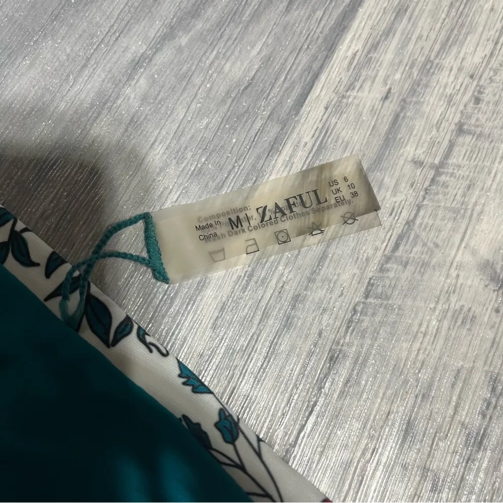 Zaful Teal Green White Floral Swim Suit Bikini Set; Medium - Image 3