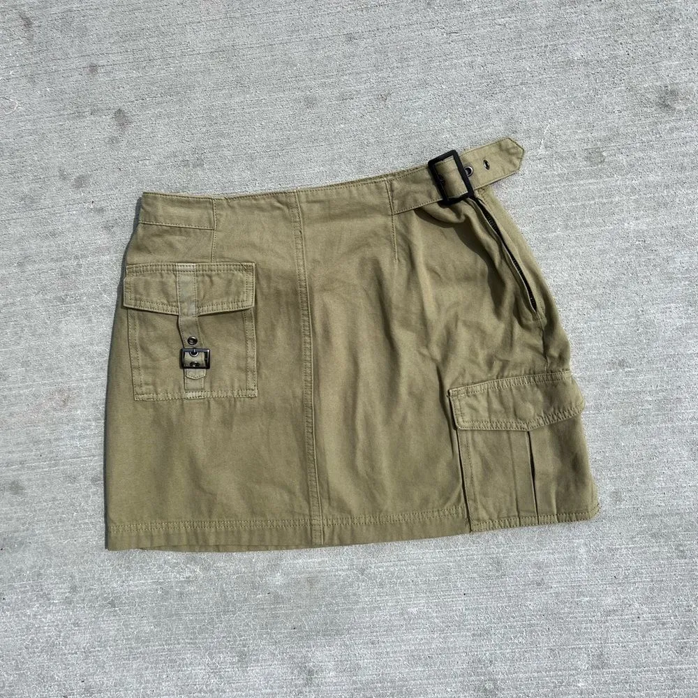 Forever 21 NWT Green Cargo Pocket Mini Skirt Size Large - Image 7