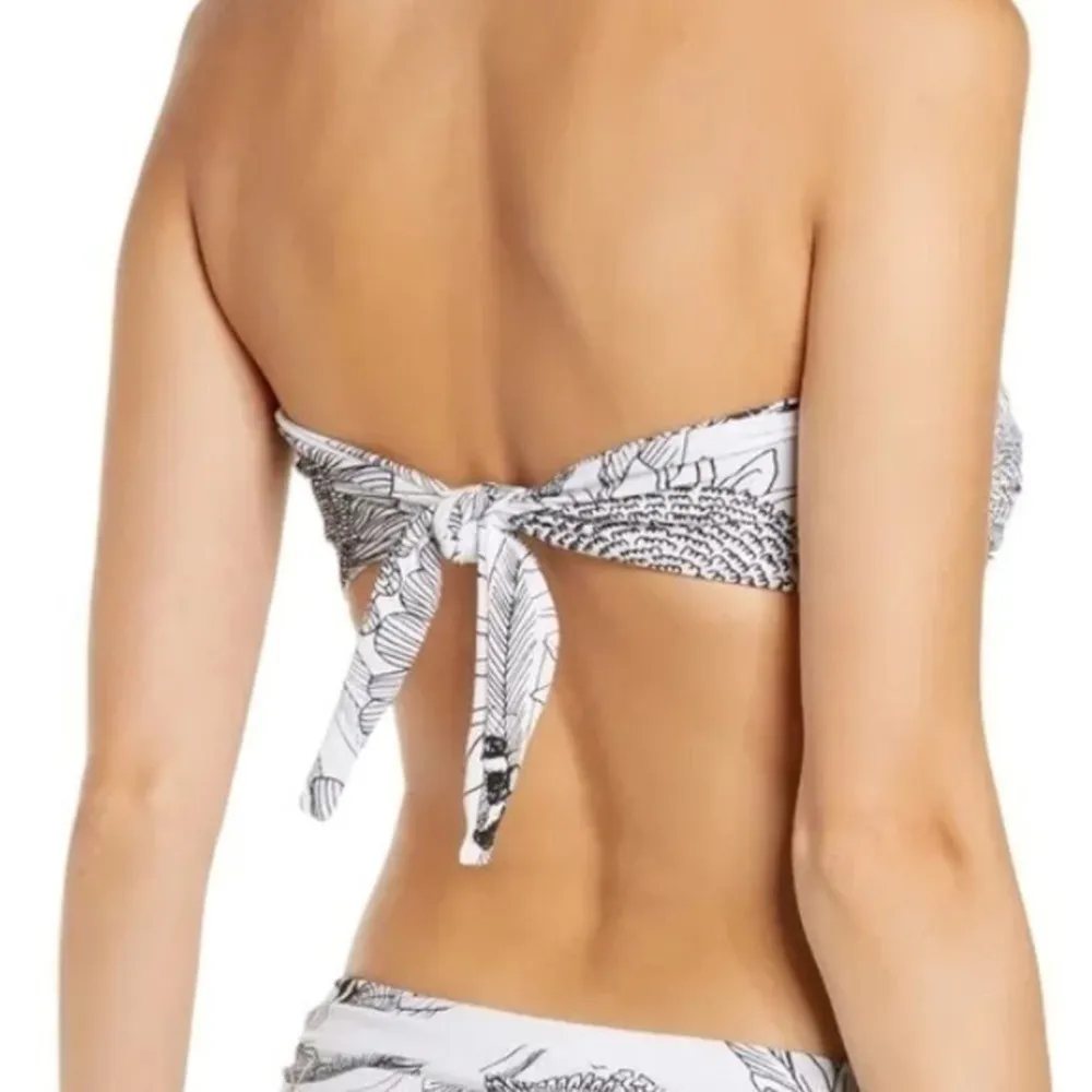 Norma Kamali  ODONATA JOHNNY D BRA Size Medium NWT - Image 2