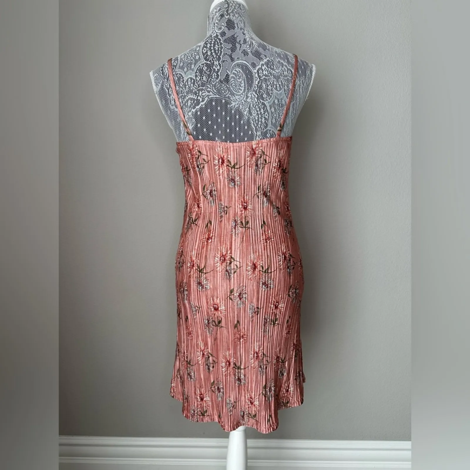 VANITY ROOM Womens Pink Floral Print Pleated Spaghetti Strap Satin Dress XS - Image 5