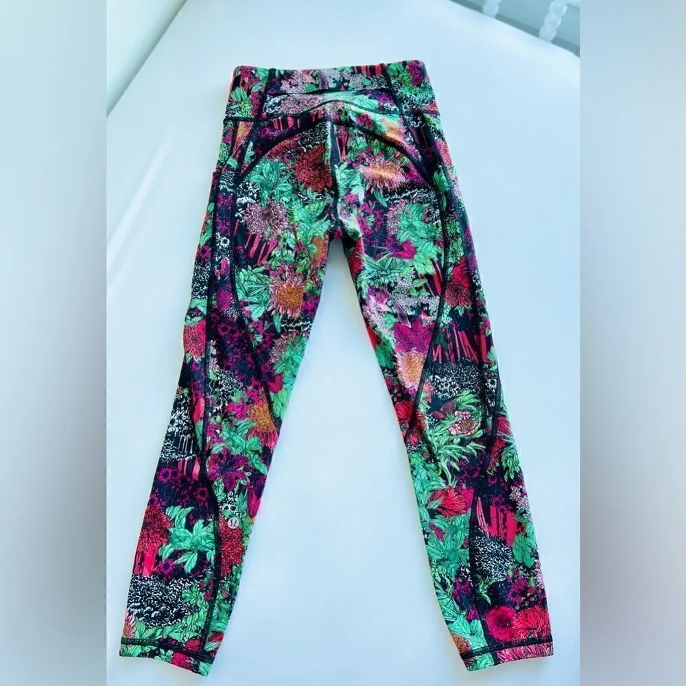 Lululemon Athletica RARE Time To Sweat Crop *23” Zen Garden Multi Size 4 - Image 7