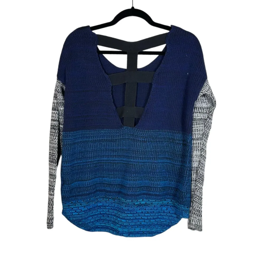 Metal Mulisha  Skull Open Back Knit Sweater Size Medium - Image 6