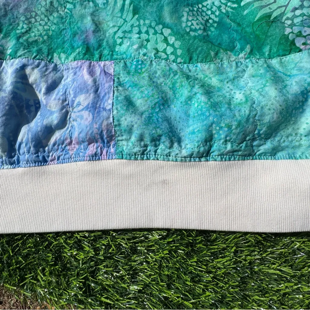 Old Navy Patchwork Batik Print Sweatshirt Multicolor Crewneck Women’s Size L - Image 5