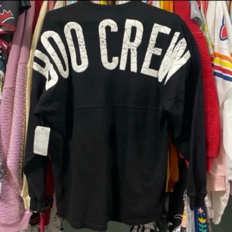 Disney parks boo crew spider web halloween glow in the dark spirit jersey NWT XS - Image 7