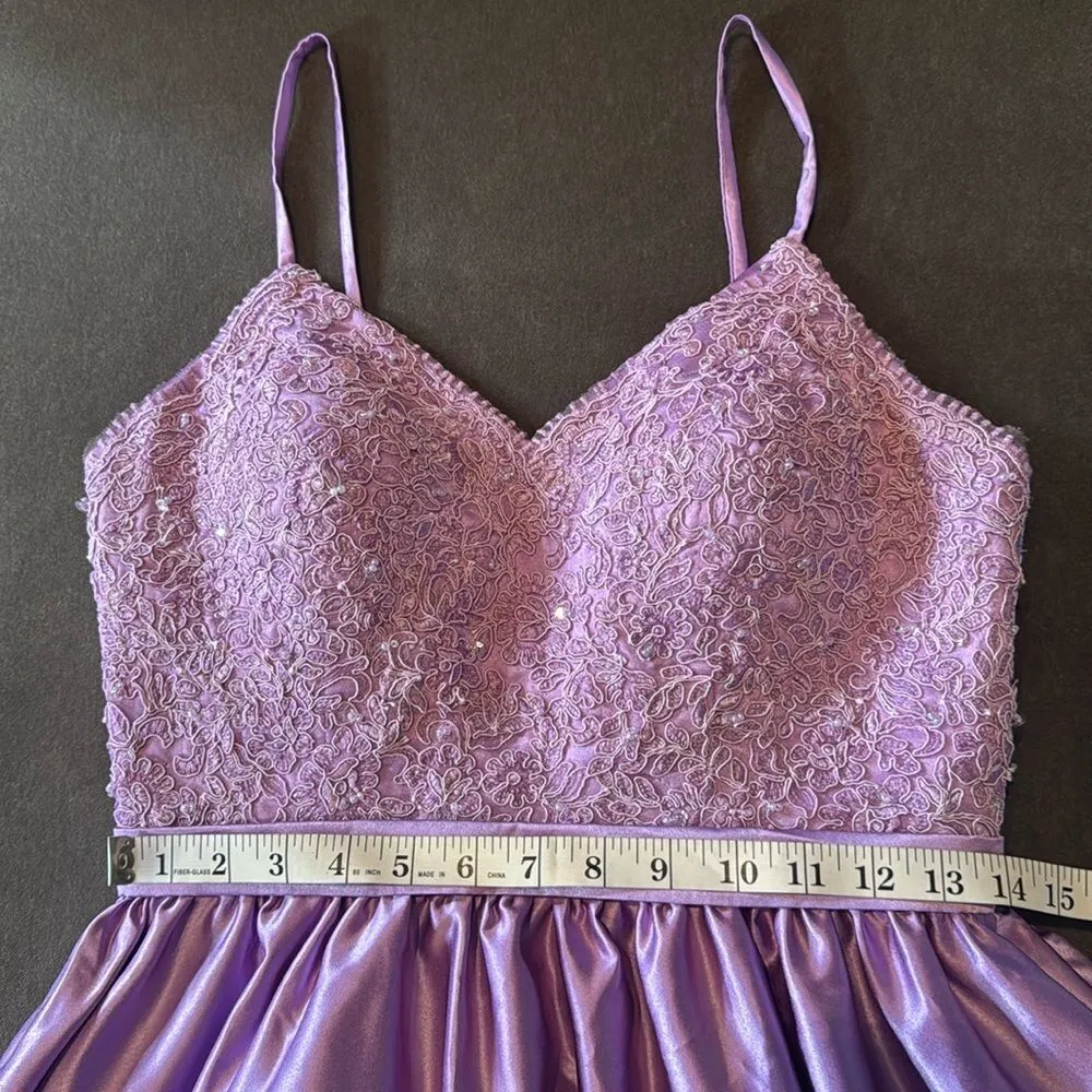 Women’s Purple Spaghetti Strap FullLength Satin Lace Appliqué Party Dress Size 6 Purple - Image 10