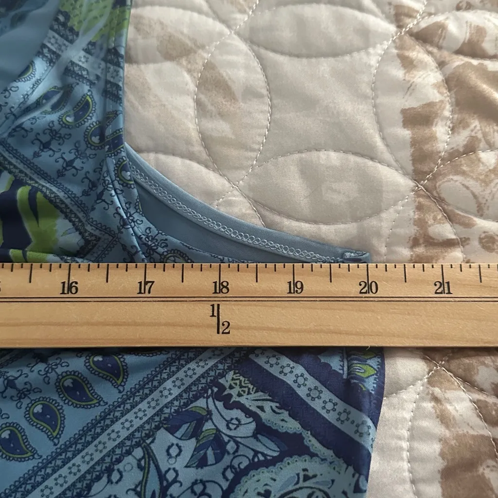 Cato Woman Tank Top With Sheer Poncho Size 18/20W - Image 4