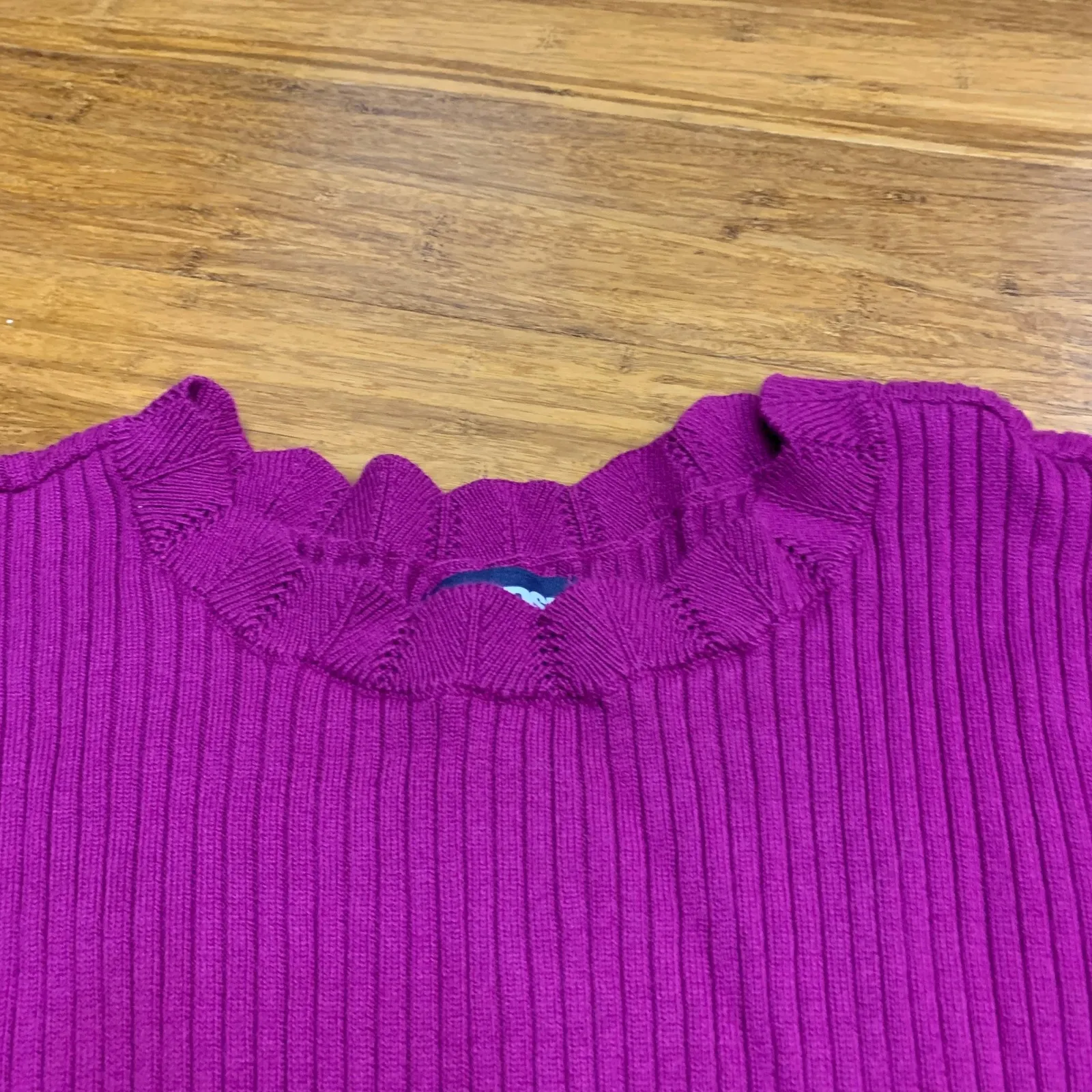 Lands End Ribbed Mock Neck Sweater Womens‎ Size M Fuchsia Pink Scalloped Trim - Image 2