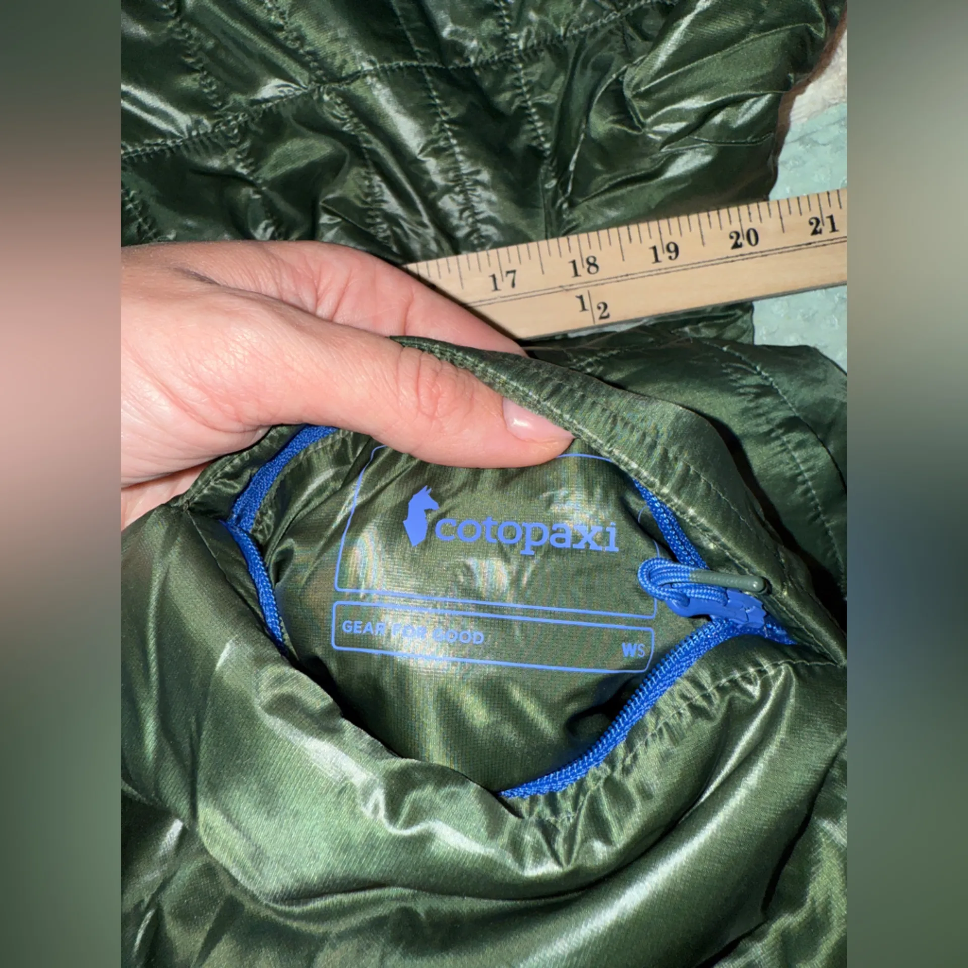 NWOT Cotopaxi Kusa Reversible Bomber Jacket size Small - Image 4