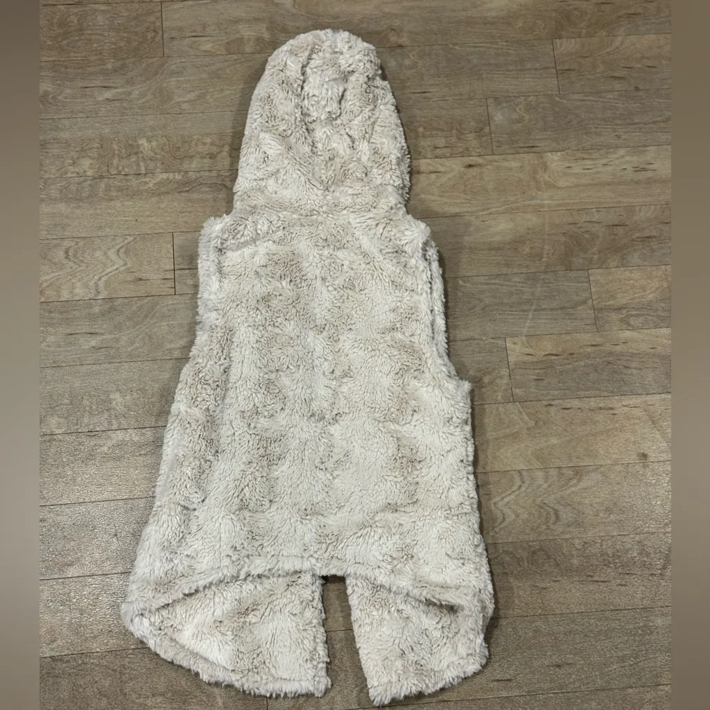 Dylan Faux Fur Vest Sleeveless Cozy Layering Neutral‎ Tones Women's Size S - Image 5