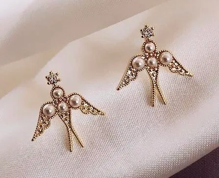 Swallow Bird Pearl Beaded Minimalist Stud Earrings Gold - Image 4