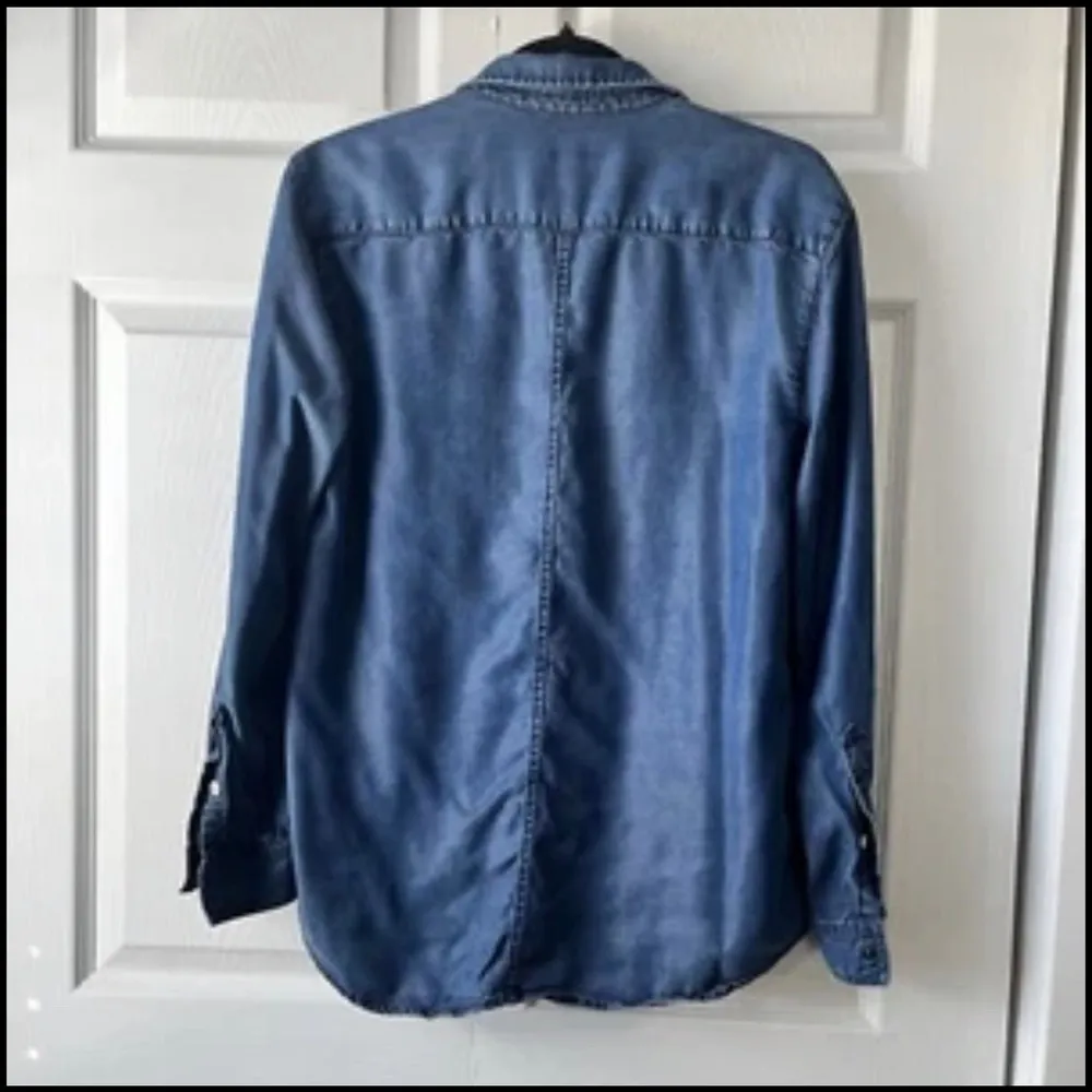 Theory Top Womens XL Blue Oxford Button Up Long Sleeve Preppy Classic - Image 3