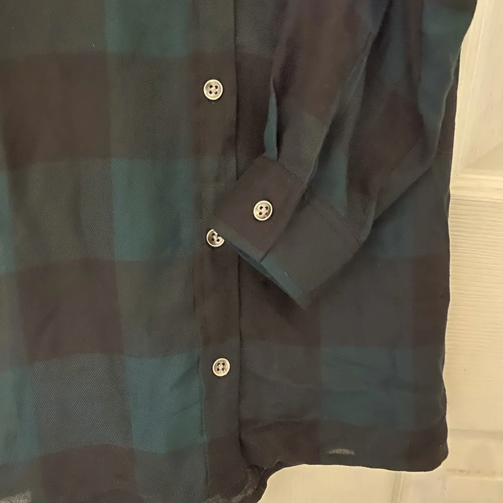 Rock & Republic Plaid Button Down with Waist Tie - Image 4