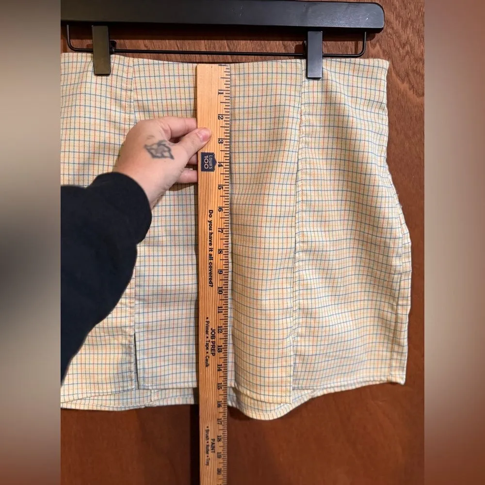 Urban Outfitters yellow Plaid Mini Skirt size M - Image 10