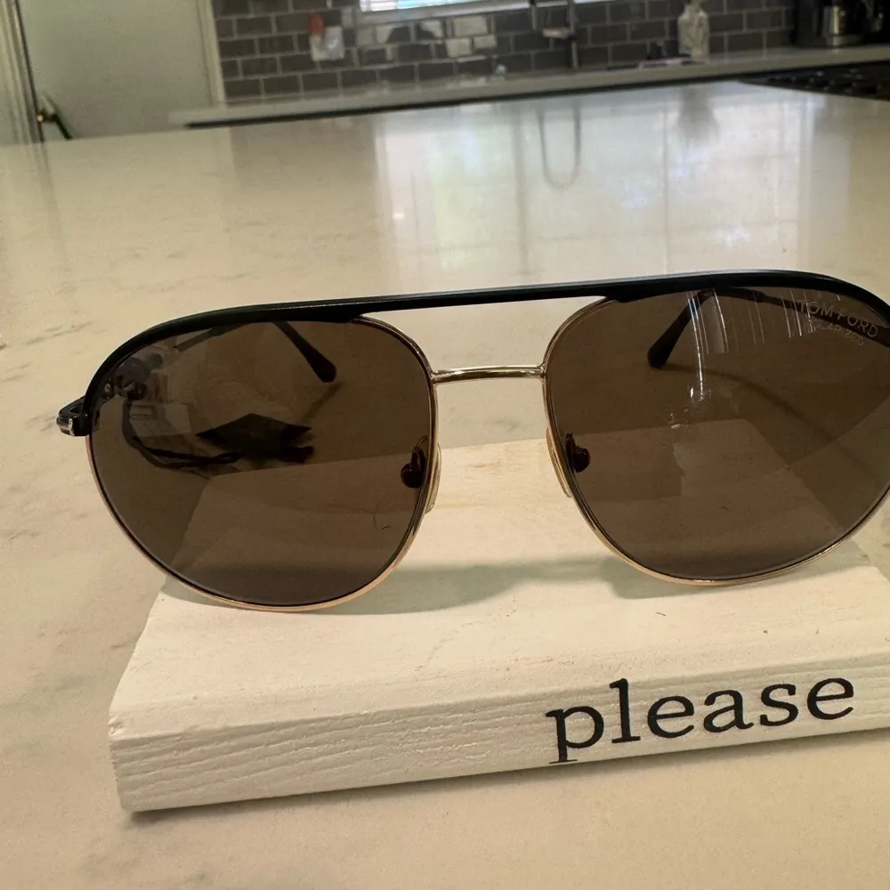 Tom Ford Black and Gold Aviator Sunglasses - Image 11