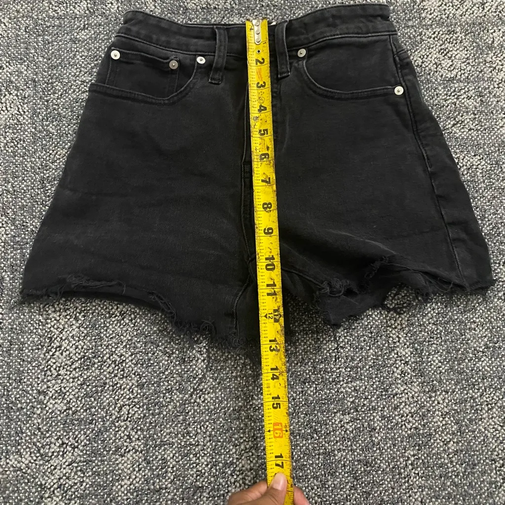 Madewell Black Jean Shorts - Image 4
