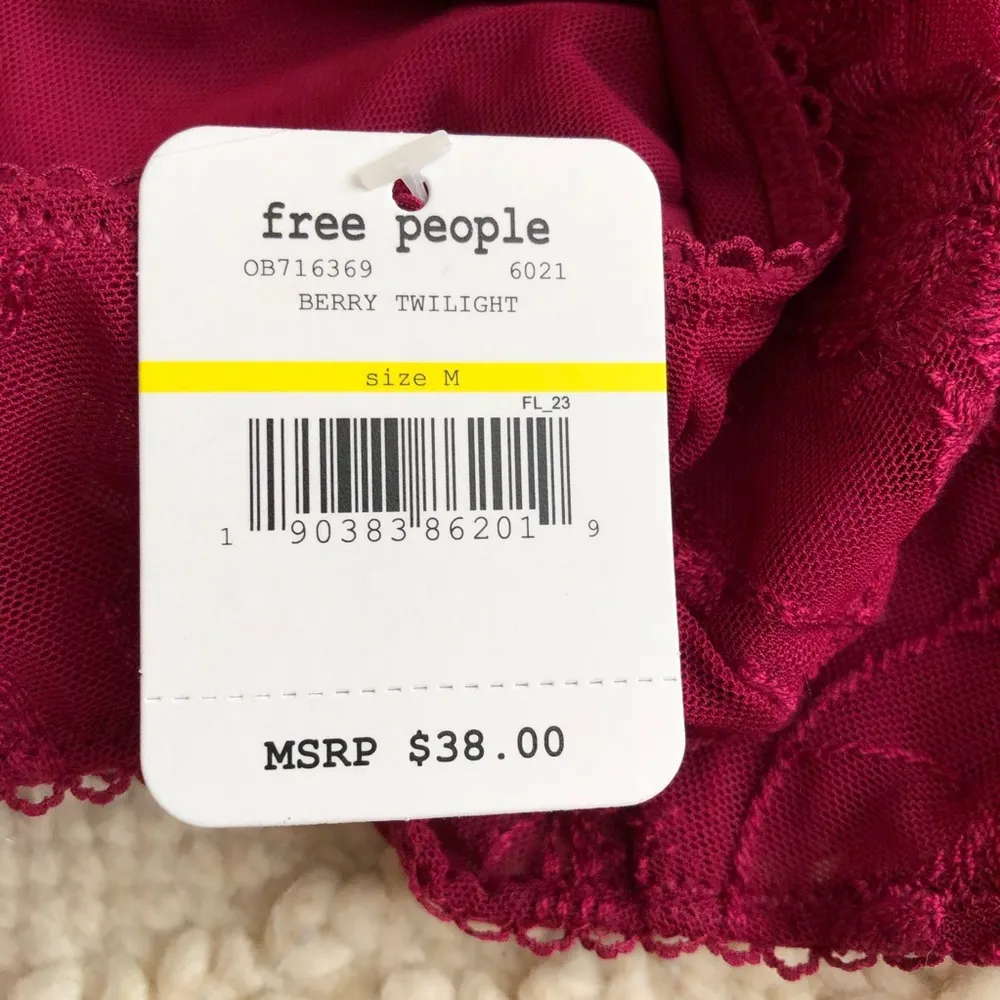 Free People NEW  Intimates Lace Bralette M - Image 3