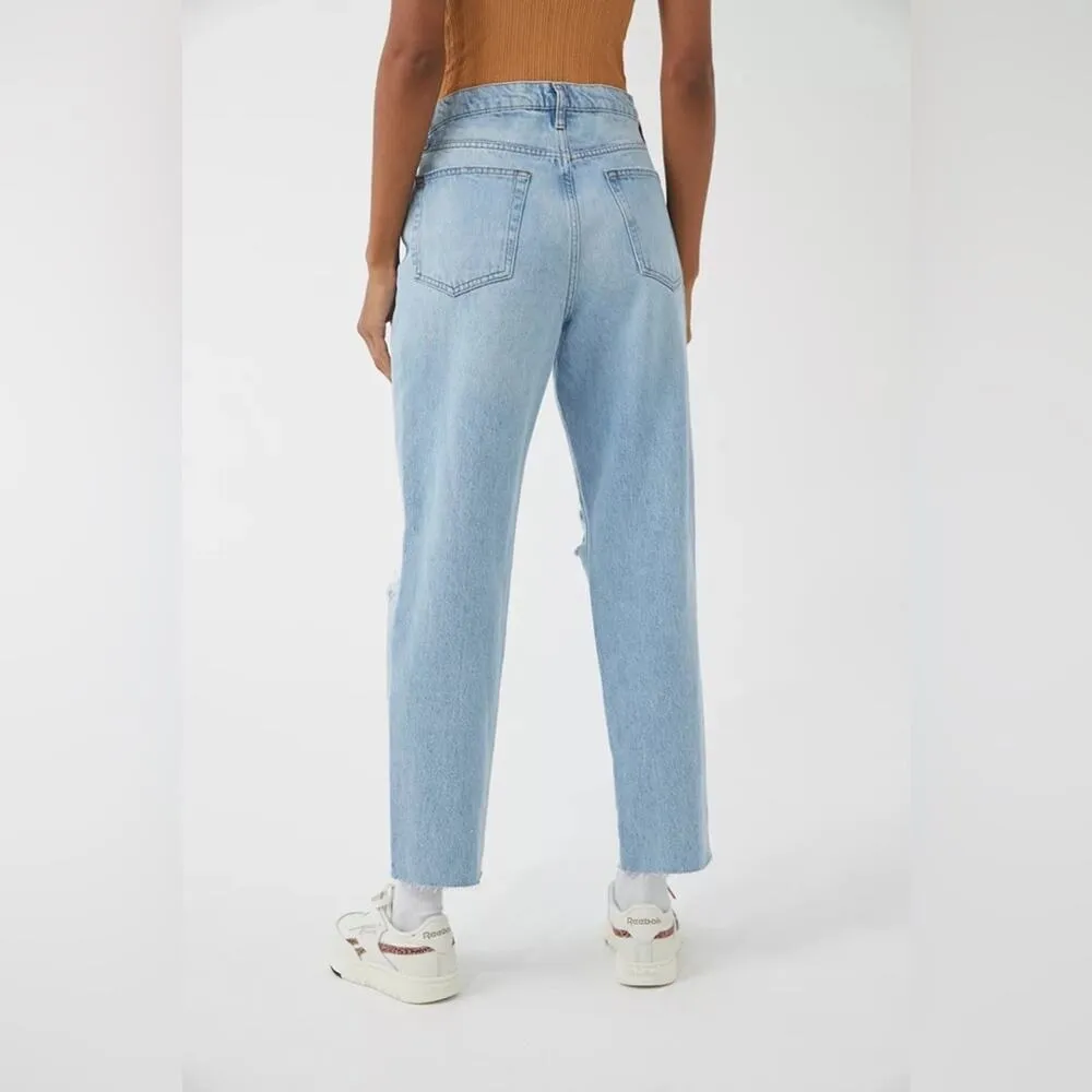 Urban Outfitters BDG High-Waisted Slim Straight Jean – Ripped Light Wash Size 26 - Image 15